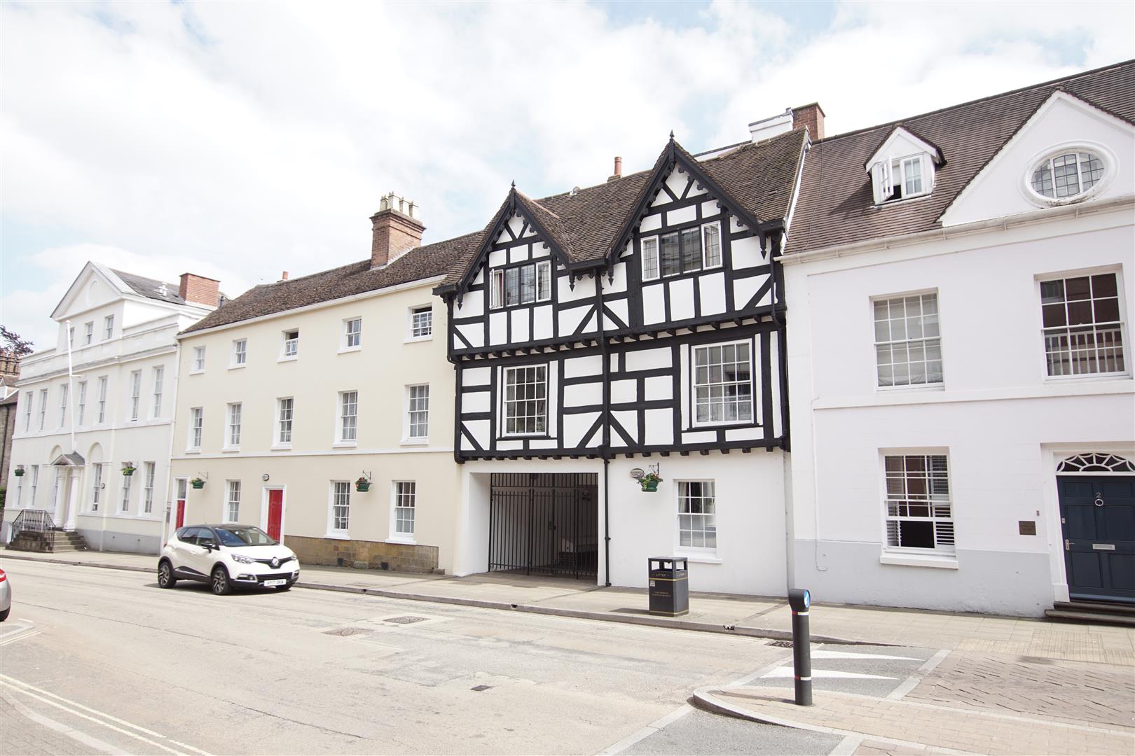 Neville Court, Castle Lane, Warwick