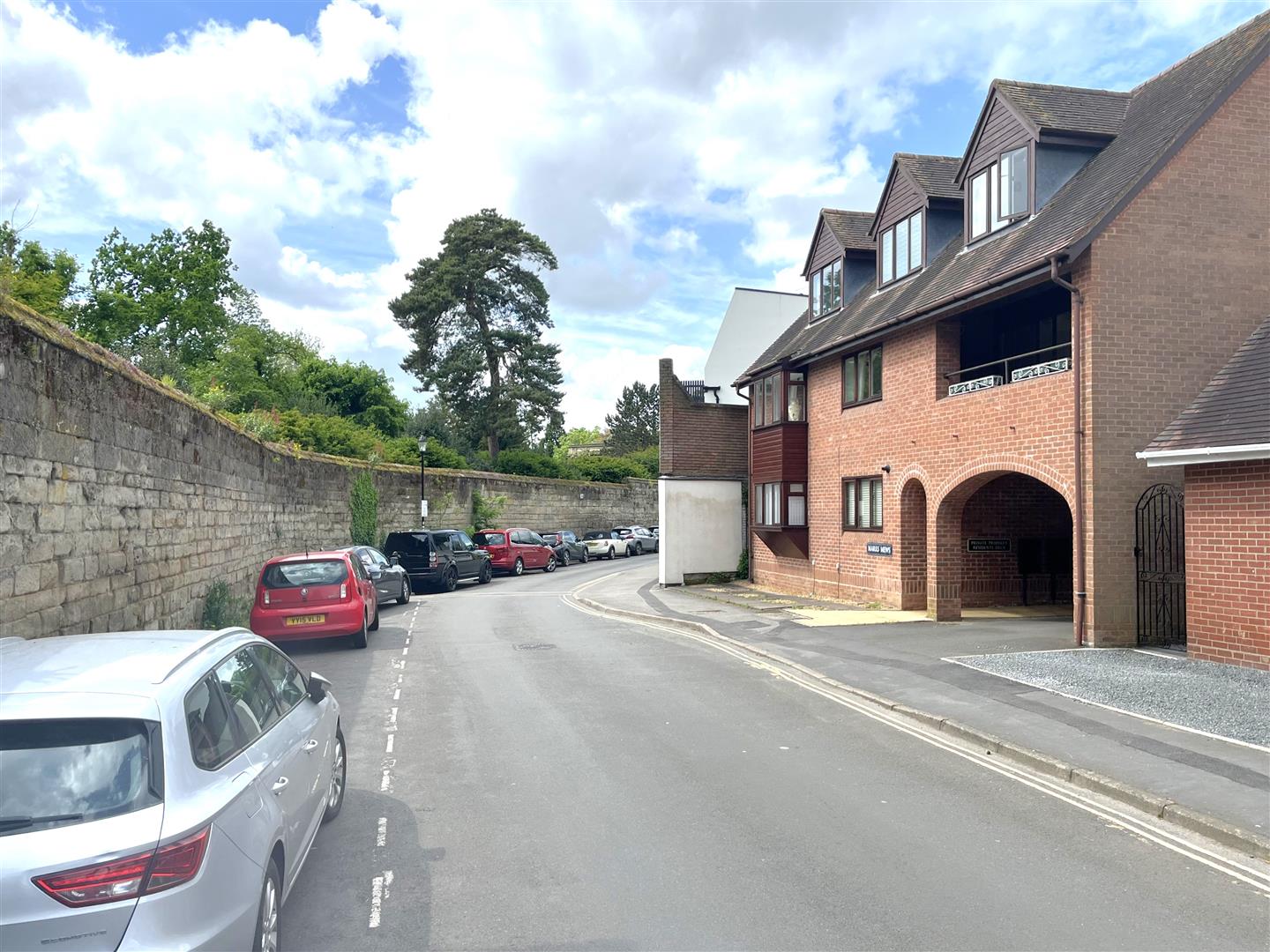 Marks Mews, Castle Lane, Warwick 23