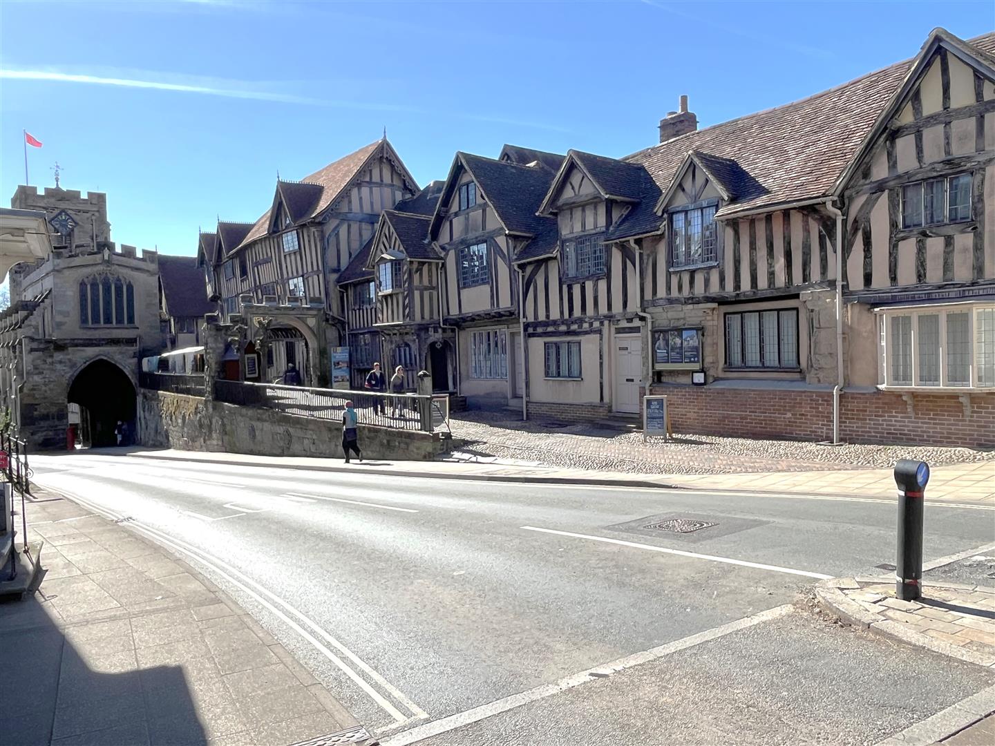 High Street, Warwick 23