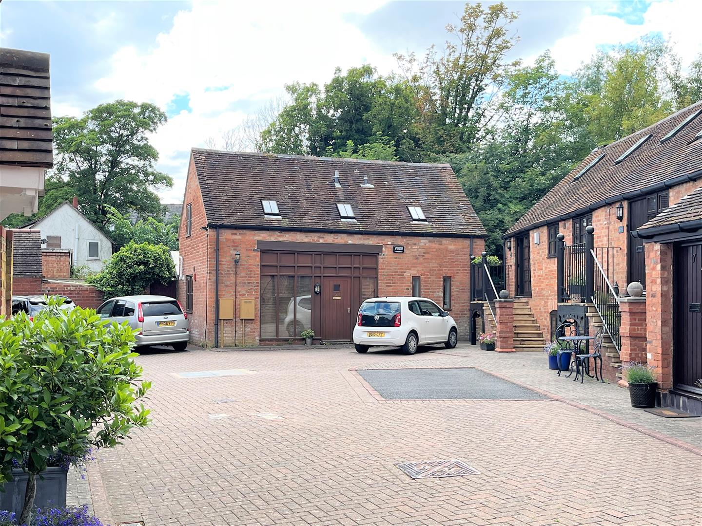 Tanners Courtyard, West Street, Warwick